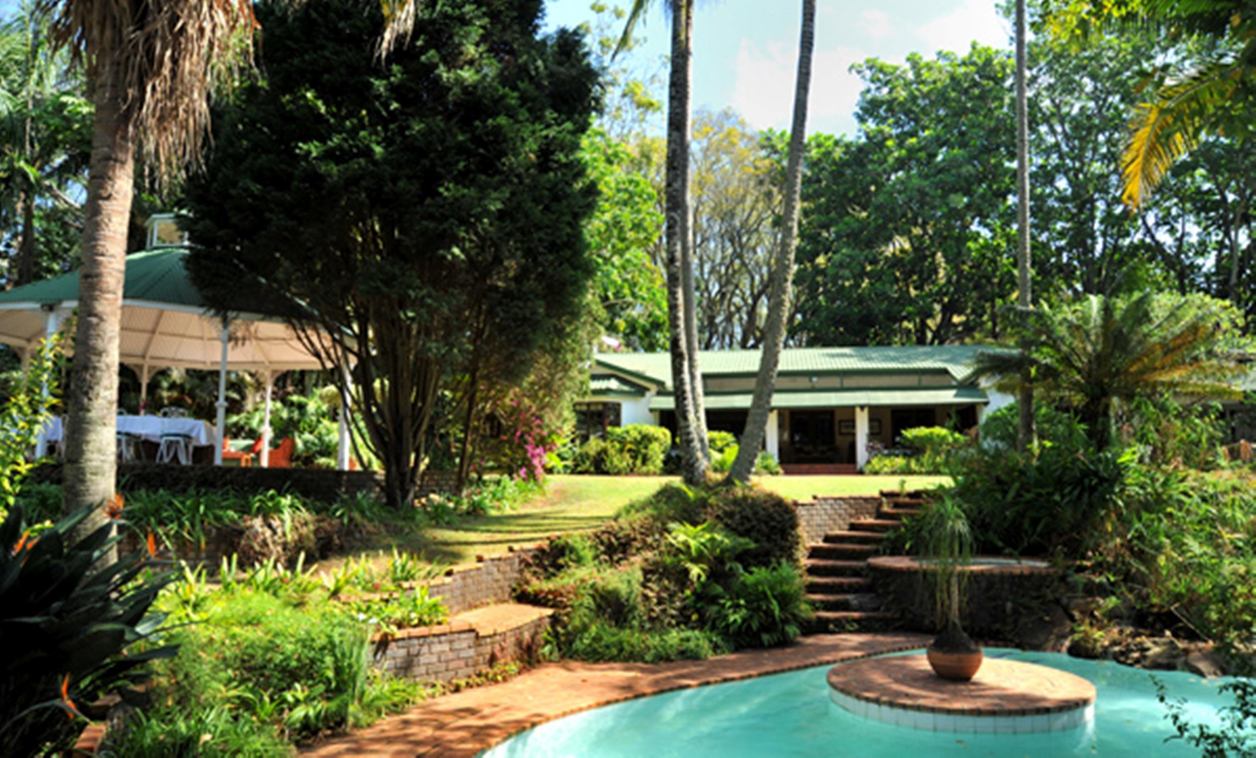 Highgrove House Country Hotel, Restaurant, Farm & Spa Kiepersol Dış mekan fotoğraf