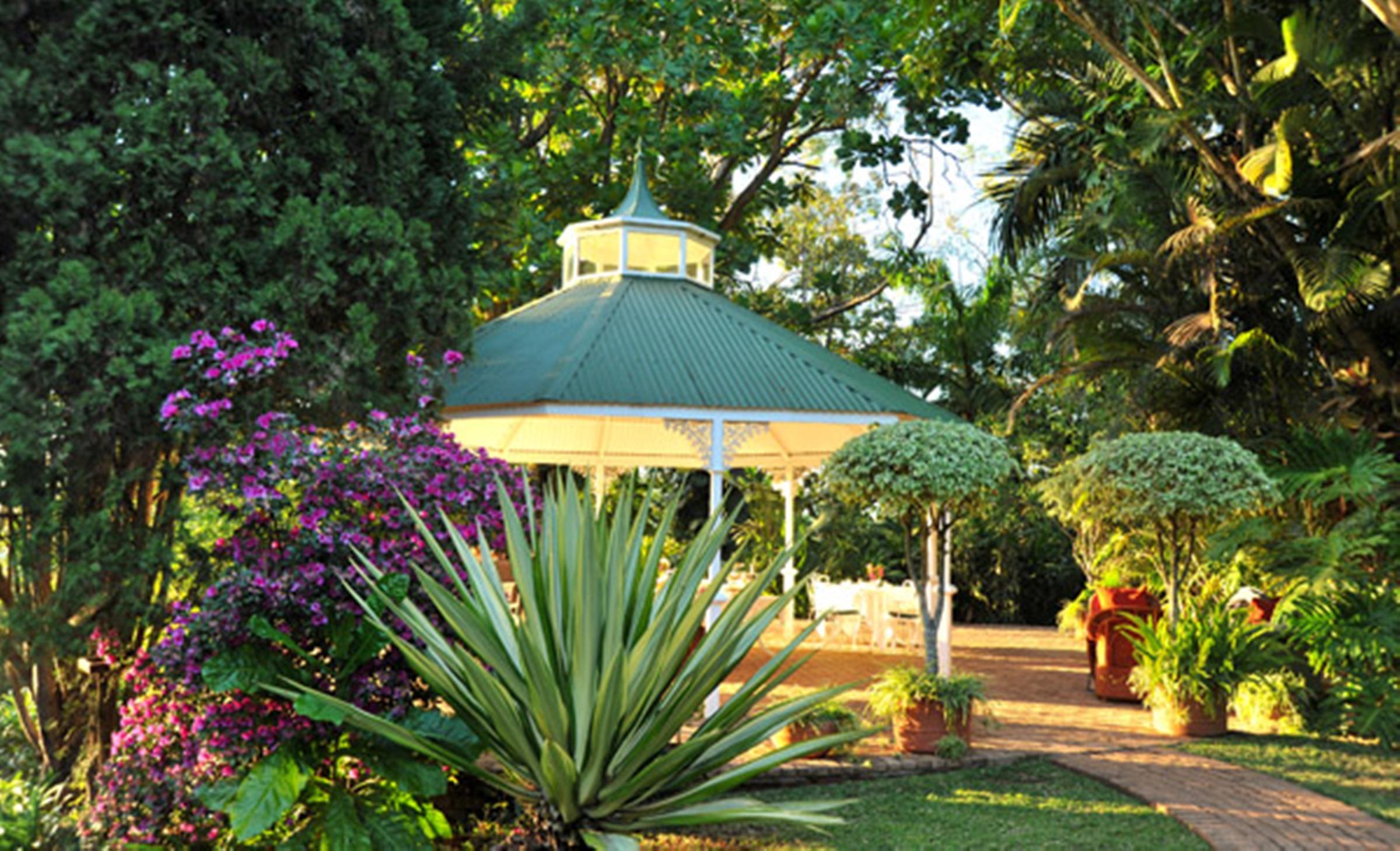 Highgrove House Country Hotel, Restaurant, Farm & Spa Kiepersol Dış mekan fotoğraf