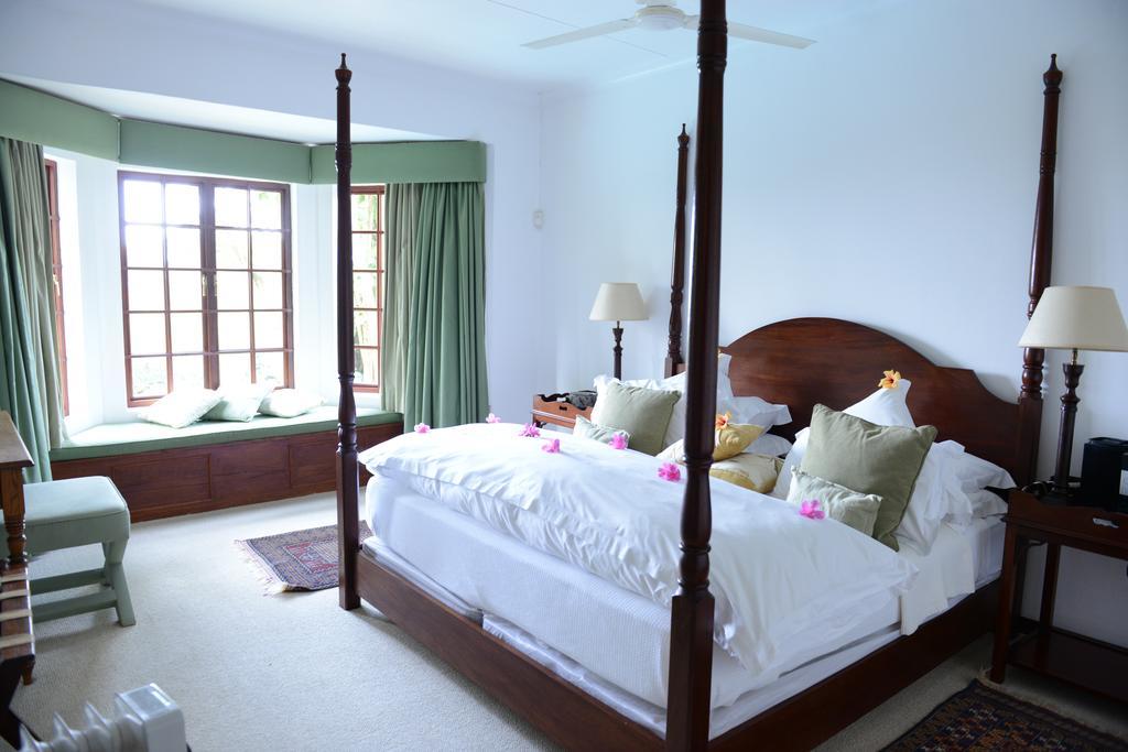 Highgrove House Country Hotel, Restaurant, Farm & Spa Kiepersol Dış mekan fotoğraf