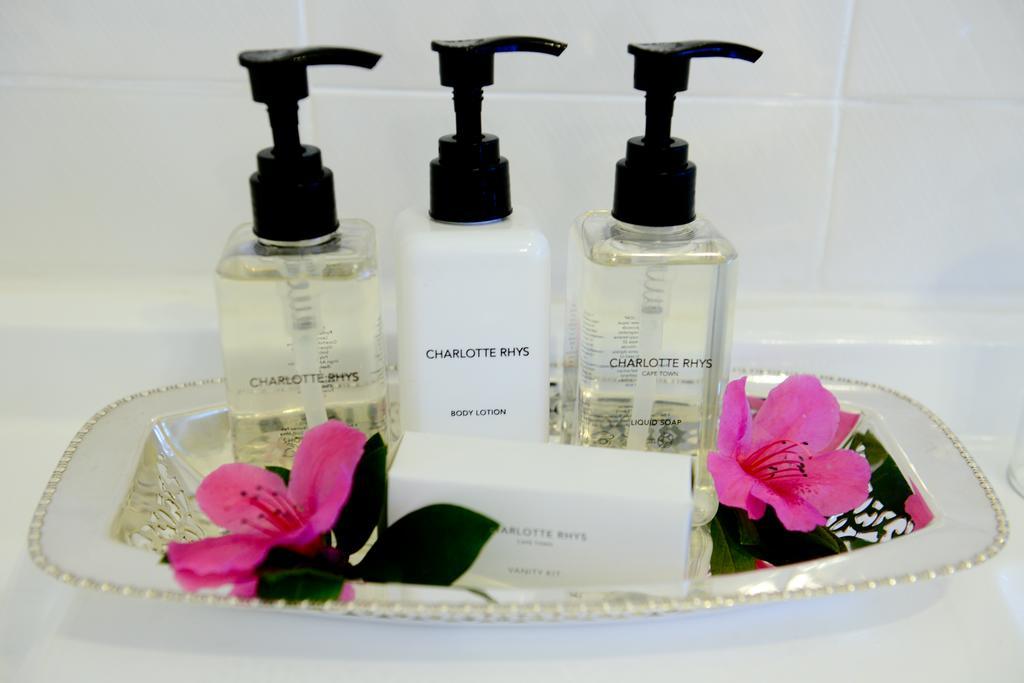 Highgrove House Country Hotel, Restaurant, Farm & Spa Kiepersol Dış mekan fotoğraf